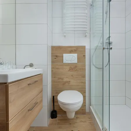 Ośrodek wypoczynkowy Gryf Ośrodek 2*